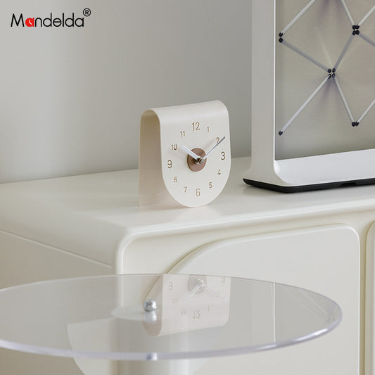 Mandelda 馬鞍包翻蓋造型桌上座鐘擺飾